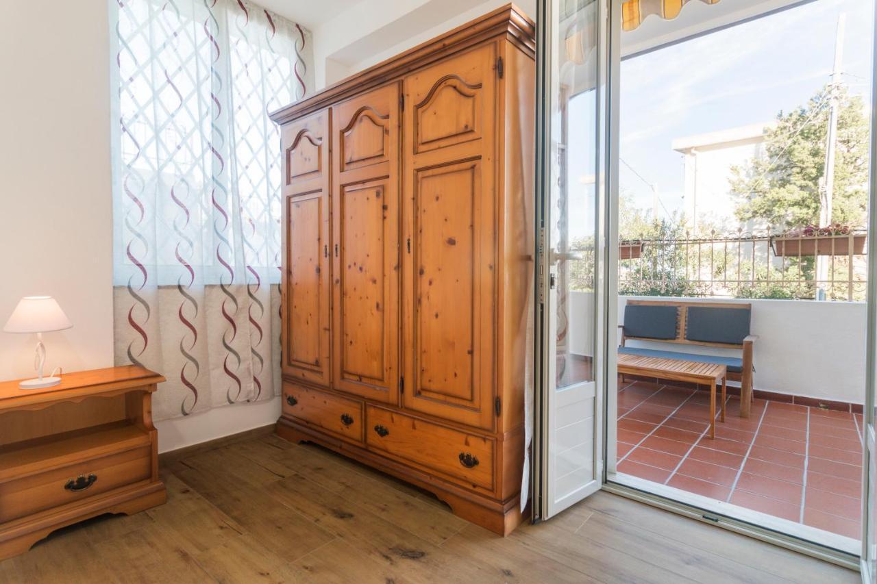 Camera Con Bagno Villa Isabel Cala Gonone Exterior photo