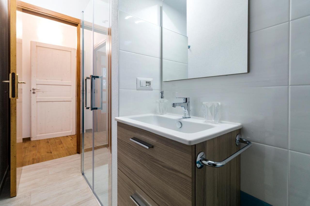 Camera Con Bagno Villa Isabel Cala Gonone Exterior photo
